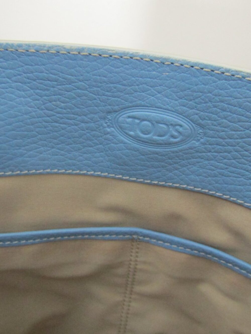 Tod's Powder Blue Leather Tote - Picture 10 of 16